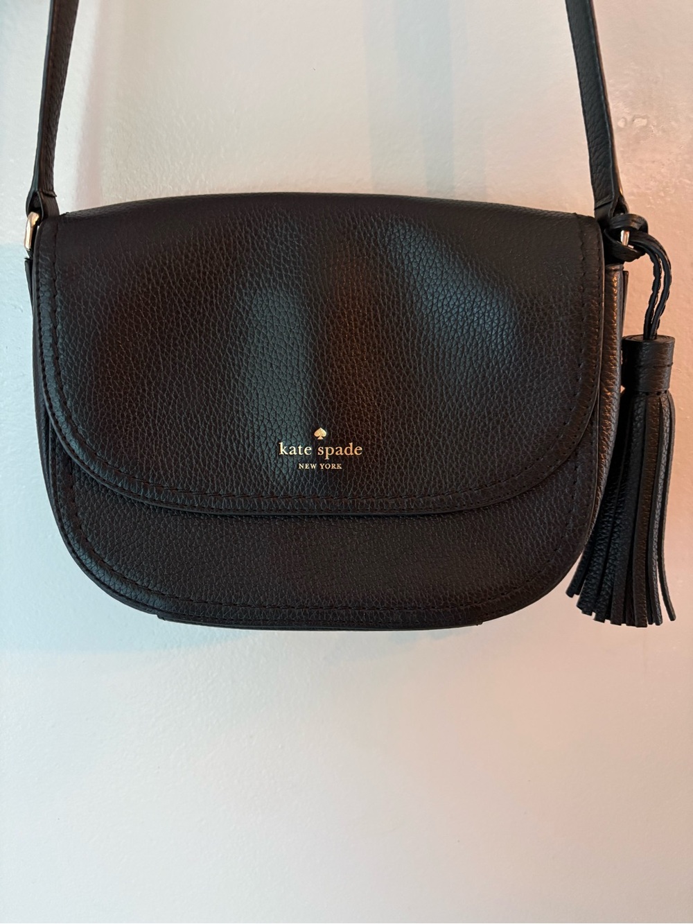 kate spade Black Pebbled Leather Crossbody with Tassel 10x6”
